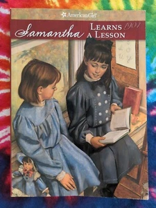 Samantha Learns a Lesson AMERICAN GIRL Paperback Book (Susan S. Adler) - Imagen 1 de 5