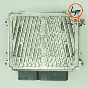 W204 08-12 Mercedes C350 E350 GLK350 ECM ECU Engine Control Module Unit A1375 - Picture 1 of 5