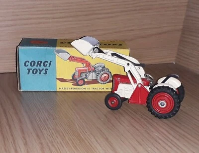 Corgi 53 Massey Ferguson 65 Tractor with Shovel Original Boxed Model - Image 1 of 4