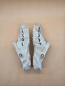 Zuecos Crocs Hombres Talla 10 Clásicos Baya Mármol Chai Tie Dye Beige Sin Cordones - Imagen 1 de 4