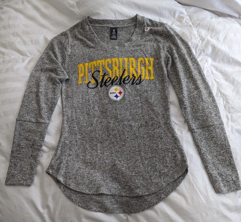 NWT NFL Steelers Long Sleeve Womens Sleepwear Nightshirt Sweater Size Small Gray Cover
