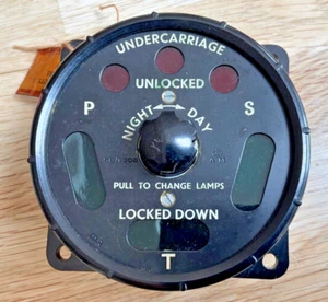 WW2 RAF TYPHOON / TEMPEST AIRCRAFT UNDERCARRIAGE INDICATOR - 5C/1008 - Picture 1 of 6