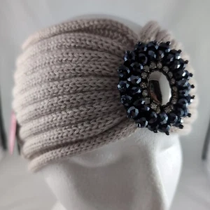 Woman's Knit Headband Winter Ear Cover One Size Beige Black Bead Emblem New B111 - Picture 1 of 7