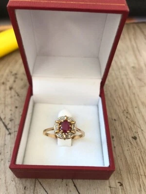 Bague or 18 carats rubis et diamants - Photo 1/3