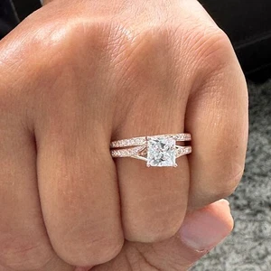 ANILLO DE COMPROMISO DIAMANTES CORTE PRINCESA DE ORO ROSA SÓLIDO 14K CERTIFICADO IGI 2,10CTW - Imagen 1 de 22