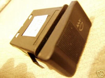 93 AUDI 100 A6 V6 QUATTRO LUZ ANTINIEBLA TABLERO INTERRUPTOR CONTROL Foto 1 de 1