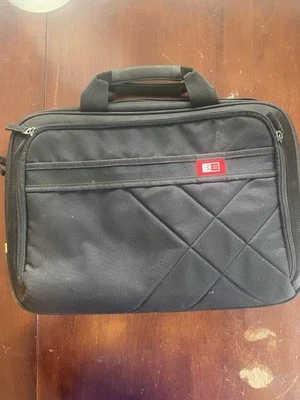 Case Logic Carrying Case For 15.6” Notebook Laptop Tablet PC Without Strap - Image 1 of 4