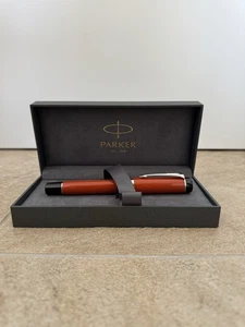 Parker Füller Duofold Classic Big Red Vintage Edelharz, 18-Karat-Goldfeder, F - Bild 1 von 2