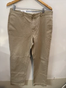 J. Crew Essential Chino Pants Mens 34x30 BeigeKhaki 100% Cotton Relaxed - Picture 1 of 7