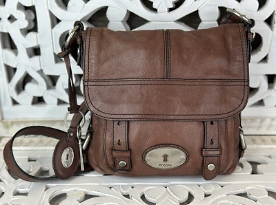 FOSSIL MADDOX Distressed Brown Leather Organizer Crossbody Messenger Bag Vintage - Image 1 of 4
