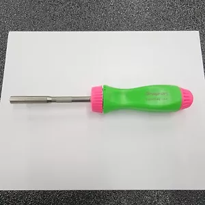 Snap-on Tools USA RARE GREEN & PINK Ratcheting Screwdriver w/Bits SSDMR4B - Picture 1 of 11