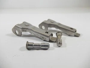 VINTAGE NOS TRICO TYPE 1 STRAIGHT ARM WIPER 1/4" WIDE ADAPTER FOR PRL BLADES - Picture 1 of 3