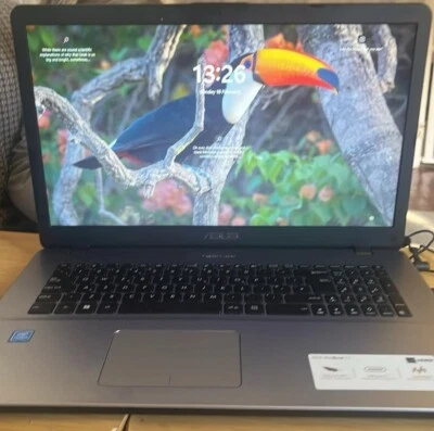 asus vivobook 17 laptop - Image 1 of 2