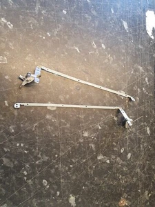 FUJITSU LIFEBOOK A512 - SET OF SCREEN HINGES & SUPPORTS - B469 - Picture 1 of 2