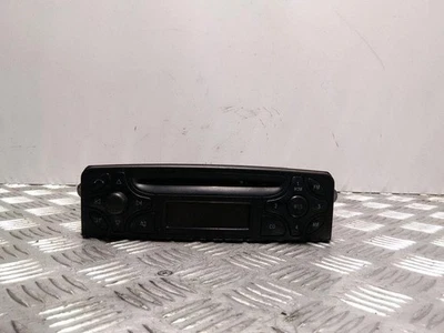 MERCEDES-BENZ VIANO W639 Musik-Player mit GPS A2038202286 2.20 Diesel 28396895 - Bild 1 von 4