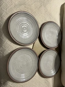 KISTE & FASS 4 / STACCATO Salatteller gesprenkelt mit braunem Rand creme/grau - Bild 1 von 10