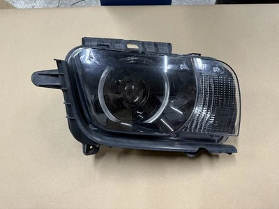 2010-2013 Chevrolet Camaro RH Passenger Side Headlight LED HID *Damaged* - OEM Foto 1 de 4