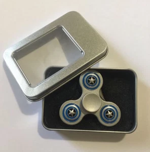 Captain America METALLIC Fidget Spinner Giocattolo Portatile (BLU) - Foto 1 di 3