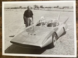 Book Clipping Photo 1959 Firebird III Harley Earl - Picture 1 of 1