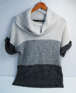 Love Rocks Sweater Womens Large Grey Color Block Pullover Short Sleeve Cowl Neck - Picture 1 of 5