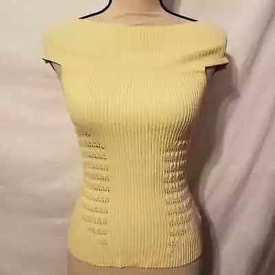 Top elástico WOW Couture para mujer sin mangas acanalado fuera del hombro amarillo pequeño S Foto 1 de 4