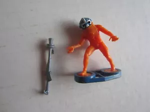 1984 Britains Plastic 2 Inch Stargard Spaceman in Orange Space Suit - Bild 1 von 2