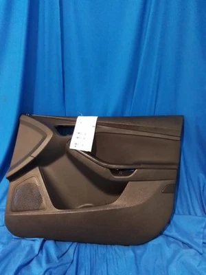 Panel de moldura de puerta delantera Ford Focus 2016 1136 Foto 1 de 3