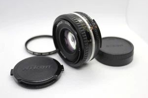 [NEUWERTIG] Nikon Ai-s AIS NIKKOR 50mm f/1.8 MF Standard Pancake Objektiv aus Japan - Bild 1 von 10