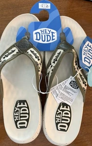 Neu mit Etikett Hey Dude Fish Zehenstegsandalen Herren Größe 10 - Bild 1 von 4