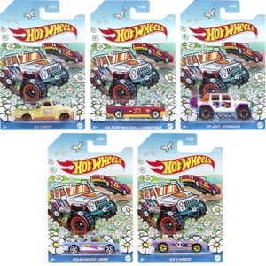 Hot Wheels Spring Easter Mix 5 Cars Set 1:64 Scale Metal Diecast Car Model Toy - Picture 1 of 6