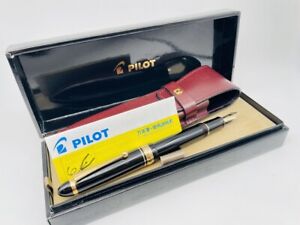 K11724 PILOT Fountain penCUSTOM 743 Black 14K Gold 585 (B)w/CASE