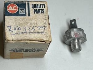 NOS AC 1969-1984 Cadillac Buick Olds A/C Heat Temperature Control Switch 6490081 - Picture 1 of 7