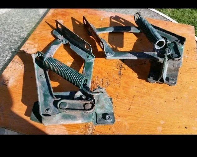 VOLVO 140 142 142GT 144 145 164 CAPÓ BISAGRAS IZQUIERDA Y DERECHA PAR ORIGINAL OEM Foto 1 de 1