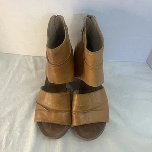 Diba Wedge Womens 6.5M Leather Sandal Camel Color - Picture 1 of 6