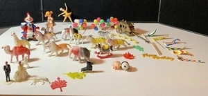 Large Lot Of Vintage Cake Toppers Wedding Clown Animals Carriage Plus More - Picture 1 of 4