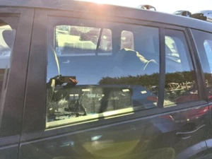 FORD FUSION 2002-2009 WINDOW GLASS (REAR PASSENGER SIDE) - Picture 1 of 3