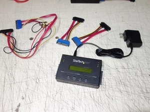 Duplicador de disco duro SATA independiente StarTech SATDUP11IMG con biblioteca de imágenes  - Imagen 1 de 5
