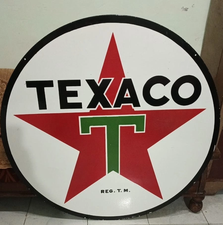 TEXACO Porcelain Enamel Metal Sign 30 Inches Double side WTH - Image 1 of 4
