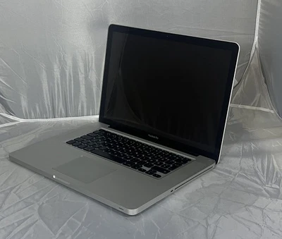 Apple MacBook Pro A1286 Intel Core i5 2.4 GHz 15.4 Zoll 320GB HDD 4GB RAM 2010 - Bild 1 von 4