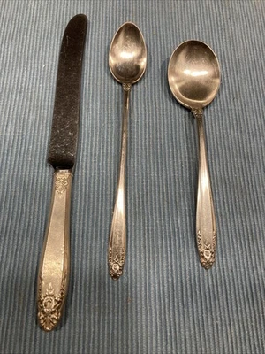 Juego de 3 piezas de preludio internacional de plata esterlina de colección - 2 cucharas y 1 cuchillo Foto 1 de 4
