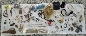 Großes gemischtes Schmuck-, Bastelset Ohrringe, Armbänder, Charms, Perlen, Vintage & Handma - Bild 1 von 14