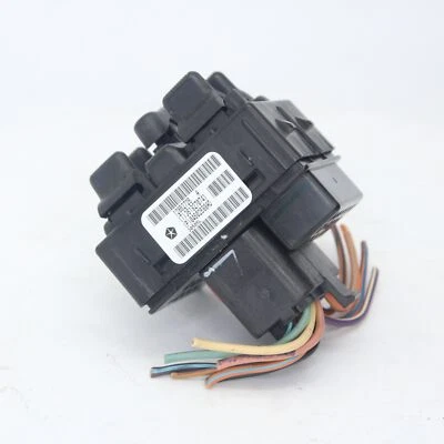 Chrysler PT Cruiser 2008 lado del conductor LH pieza de interruptor de ventana maestra - 04602698AD Foto 1 de 4