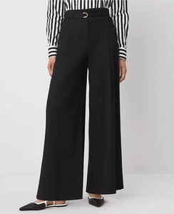 Ann Taylor Women's $139 The Petite Statement Wide-Leg Pant in Black size 6P - Picture 1 of 8