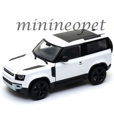 WELLY 2020 LAND ROVER DEFENDER 1/26 DIECAST MODEL CAR CREAM WHITE 24110 W-CRM - Image 1 of 2