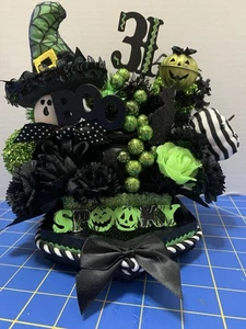 Sombrero de bruja de Halloween caldero caja de madera mesa decoración fantasmas flores y calabazas nuevo - Imagen 1 de 11