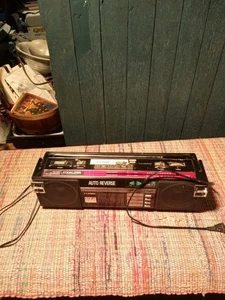 Panasonic RX-FM27 Radio AM/FM Boombox Stereo Ambiente Auto Reverse LEGGERE PER PARTE - Foto 1 di 4