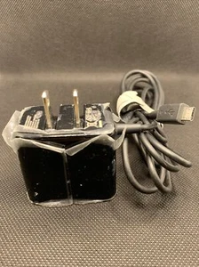RIM Blackberry Smart Tablet & Phone Fold-In Wall Plug Charger AD8213HF - Picture 1 of 3