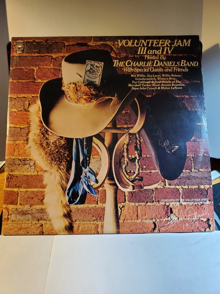 Volunteer Jam 3 And 4 Hosted By The Charlie Daniels Band -35368•Epic'78•VG+ R36 - Image 1 of 1