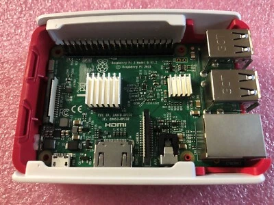 Raspberry Pi 3, Model B V1.2 Quad Core 64 bit 1GB. w/ Heatsinks and Enclosure. - Image 1 of 4
