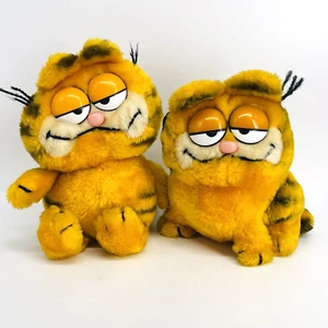 SET OF 2 VTG 1980S DAKIN GARFIELD THE CAT BEAN BAG PLUSH-COMIC STRIP-POP CULTURE - Picture 1 of 9